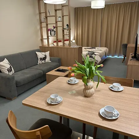 Hrebienok Sukromny D213 アパート